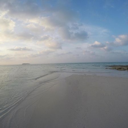 Annama Lodge And Dive Hoarafushi Exterior photo